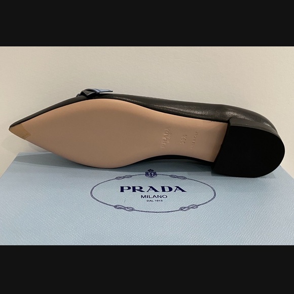 Authentic Prada Flat Shoes- New - Picture 2 of 5